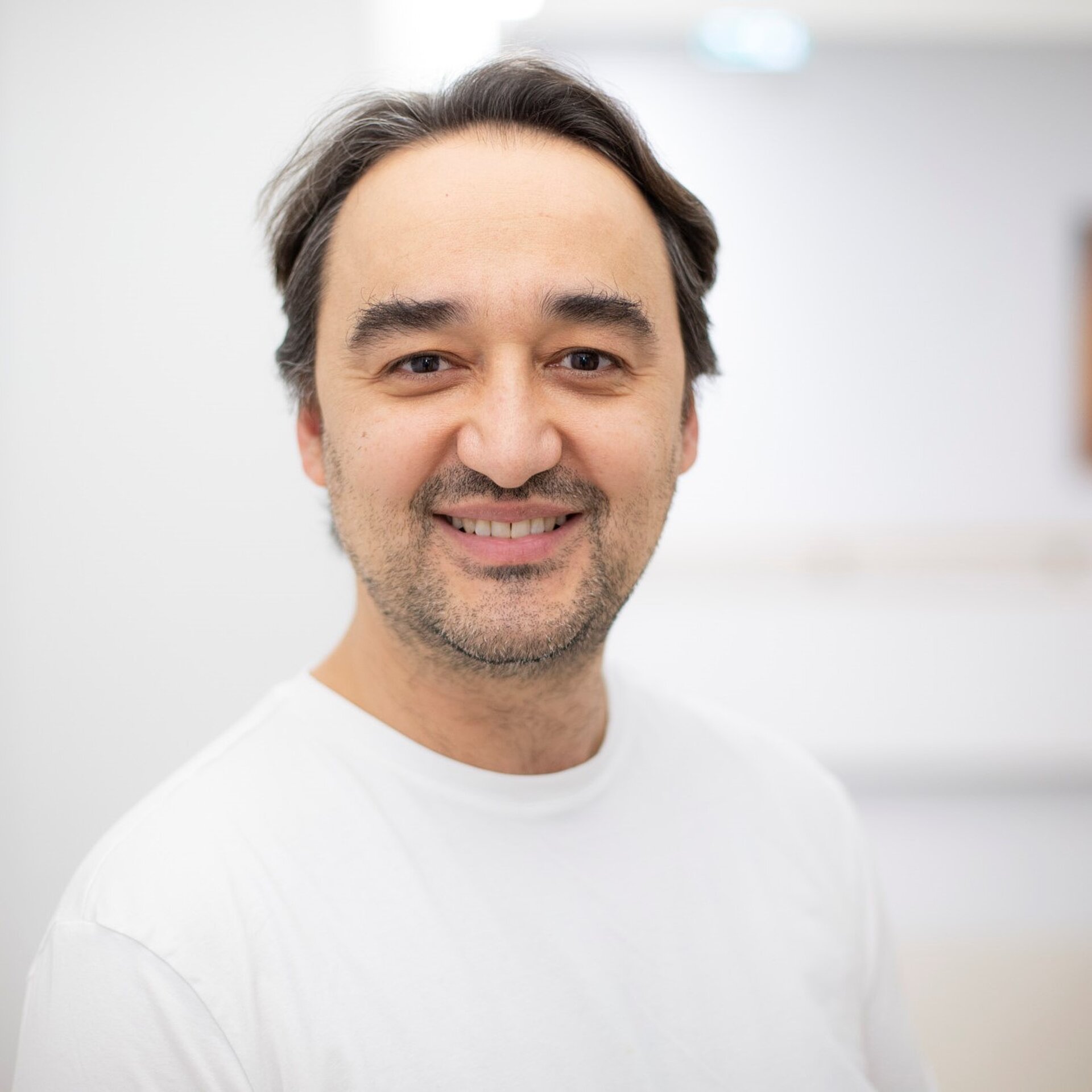 Portrait Leiter Sektion Thermoablation Prof. Dr. med. Dr. med. habil. Hüdayi Korkusuz