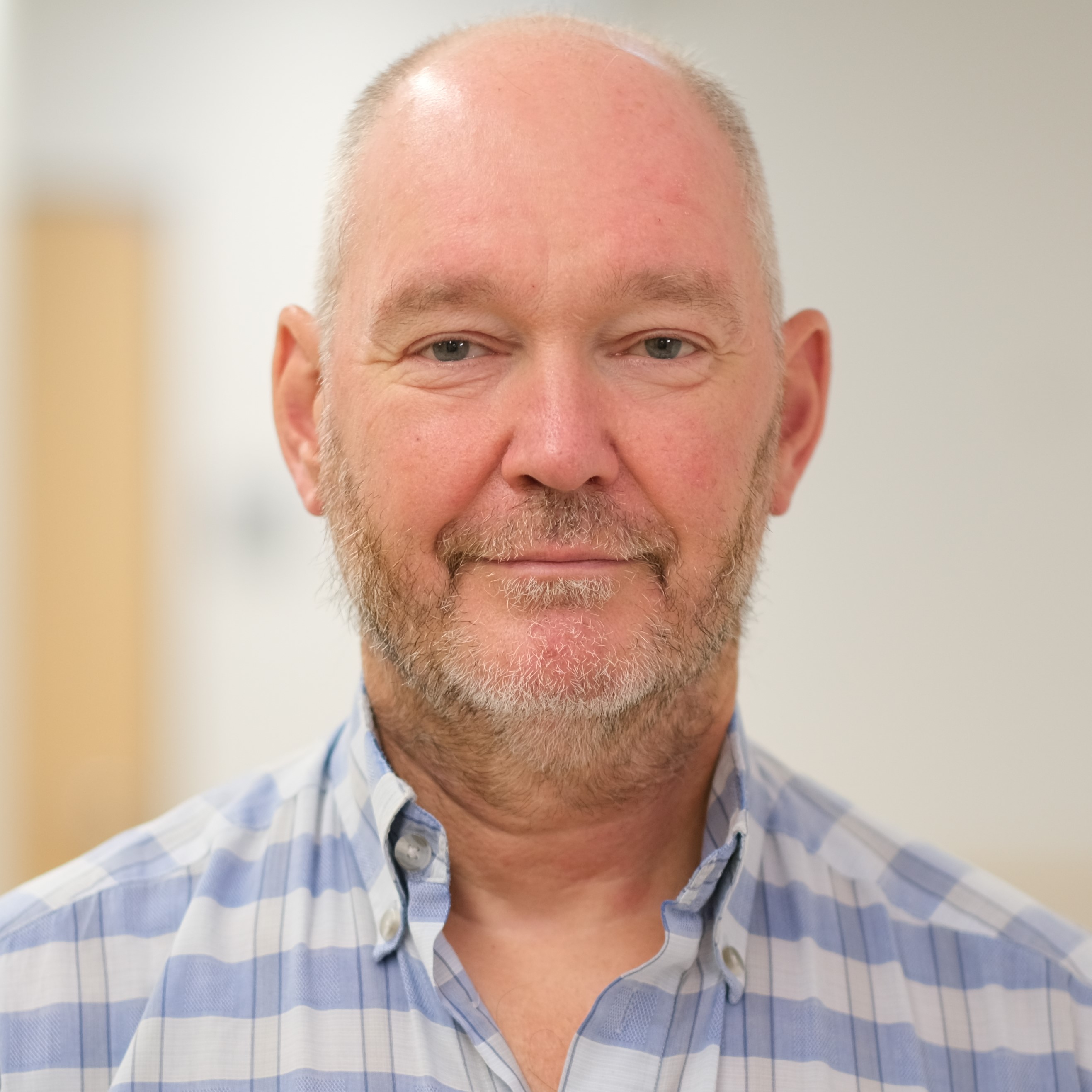 Porträt Oberarzt Dr. med. Peter Schmidt